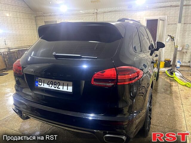 Чорний Порше Cayenne, об'ємом двигуна 3 л та пробігом 170 тис. км за 37000 $, фото 2 на Automoto.ua