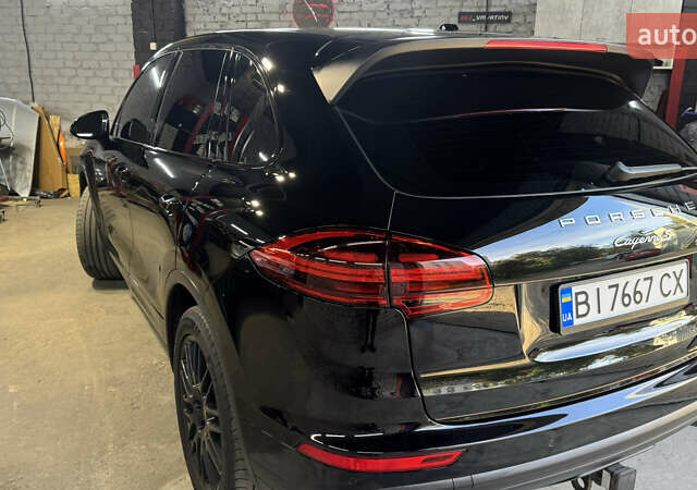Чорний Порше Cayenne, об'ємом двигуна 3.6 л та пробігом 155 тис. км за 29999 $, фото 1 на Automoto.ua