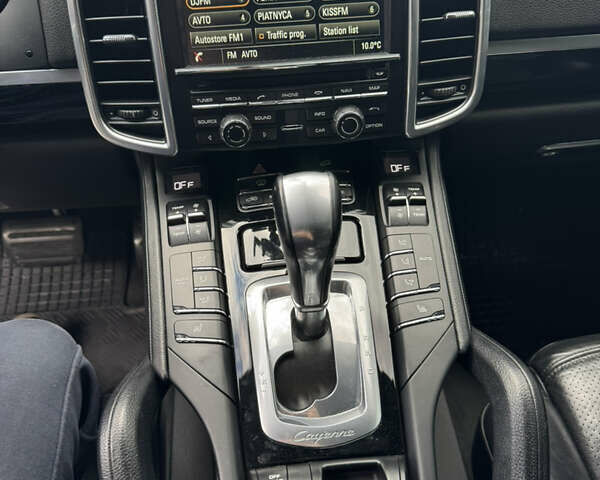 Чорний Порше Cayenne, об'ємом двигуна 2.97 л та пробігом 157 тис. км за 28900 $, фото 20 на Automoto.ua