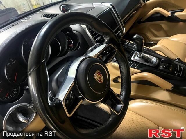 Чорний Порше Cayenne, об'ємом двигуна 3 л та пробігом 170 тис. км за 37000 $, фото 10 на Automoto.ua
