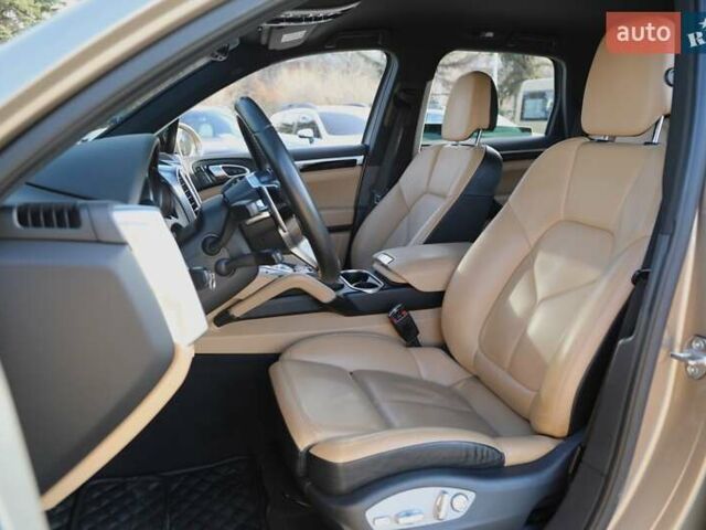 Чорний Порше Cayenne, об'ємом двигуна 3.6 л та пробігом 85 тис. км за 31000 $, фото 6 на Automoto.ua