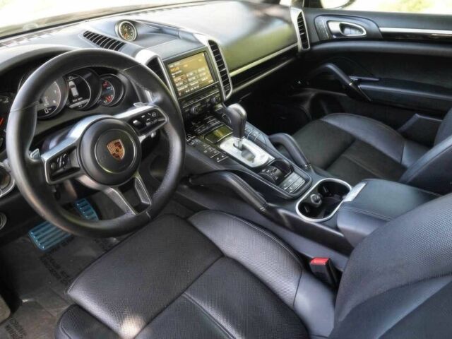 Черный Порше Каен, объемом двигателя 3.6 л и пробегом 98 тыс. км за 5900 $, фото 8 на Automoto.ua