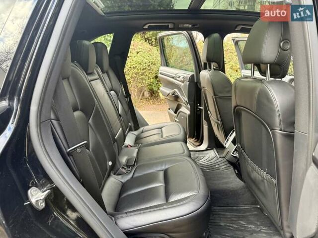 Черный Порше Каен, объемом двигателя 3 л и пробегом 140 тыс. км за 25900 $, фото 42 на Automoto.ua