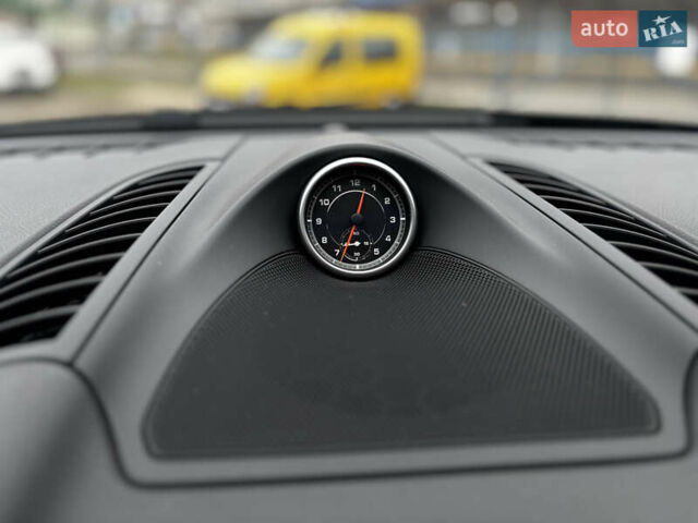 Черный Порше Каен, объемом двигателя 3.6 л и пробегом 100 тыс. км за 26500 $, фото 11 на Automoto.ua