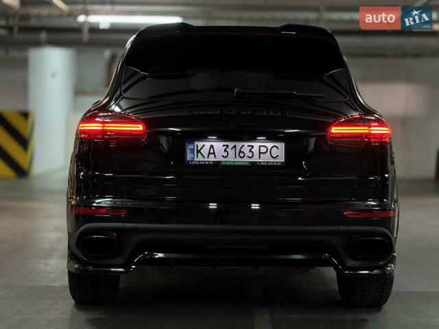 Черный Порше Каен, объемом двигателя 3.6 л и пробегом 160 тыс. км за 29999 $, фото 3 на Automoto.ua