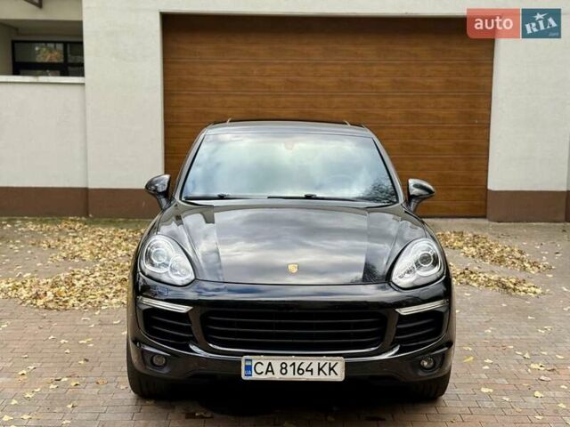Черный Порше Каен, объемом двигателя 3 л и пробегом 140 тыс. км за 25900 $, фото 78 на Automoto.ua