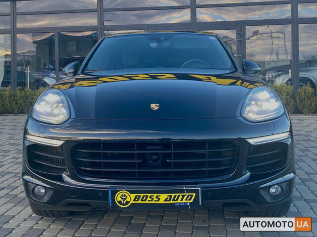 Чорний Порше Cayenne, об'ємом двигуна 3 л та пробігом 215 тис. км за 45990 $, фото 1 на Automoto.ua