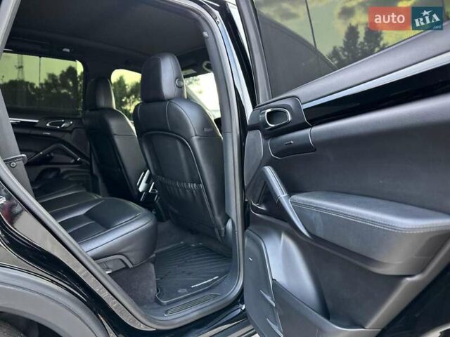 Чорний Порше Cayenne, об'ємом двигуна 3.6 л та пробігом 103 тис. км за 36000 $, фото 75 на Automoto.ua