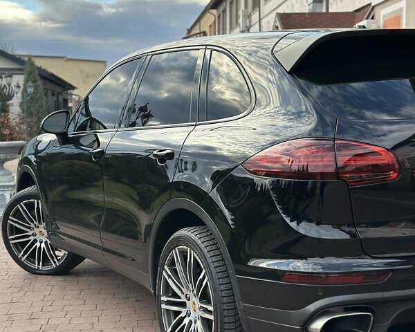 Черный Порше Каен, объемом двигателя 3.6 л и пробегом 64 тыс. км за 28999 $, фото 124 на Automoto.ua