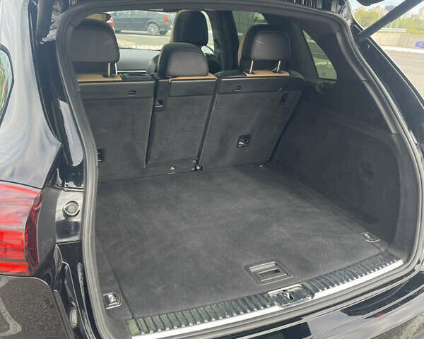 Чорний Порше Cayenne, об'ємом двигуна 3 л та пробігом 230 тис. км за 41000 $, фото 22 на Automoto.ua