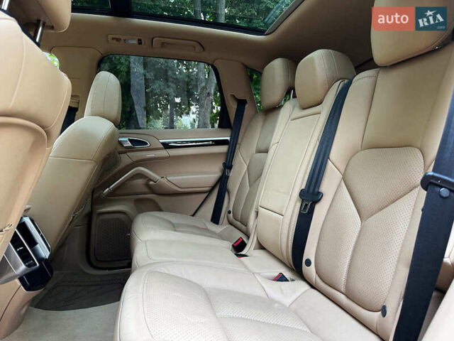 Чорний Порше Cayenne, об'ємом двигуна 3.6 л та пробігом 152 тис. км за 29990 $, фото 30 на Automoto.ua
