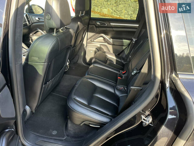 Черный Порше Каен, объемом двигателя 3.6 л и пробегом 88 тыс. км за 40000 $, фото 8 на Automoto.ua