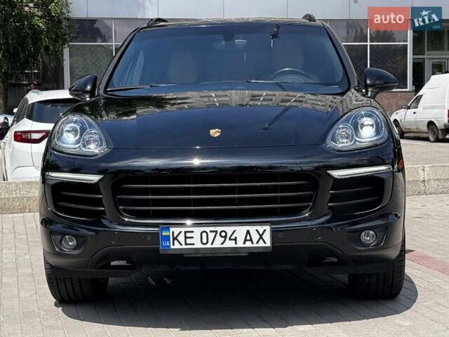 Чорний Порше Cayenne, об'ємом двигуна 3 л та пробігом 110 тис. км за 36000 $, фото 1 на Automoto.ua