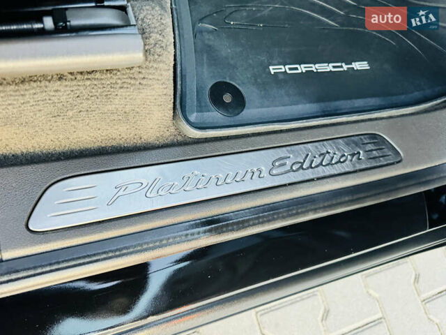 Черный Порше Каен, объемом двигателя 2.97 л и пробегом 131 тыс. км за 37999 $, фото 77 на Automoto.ua