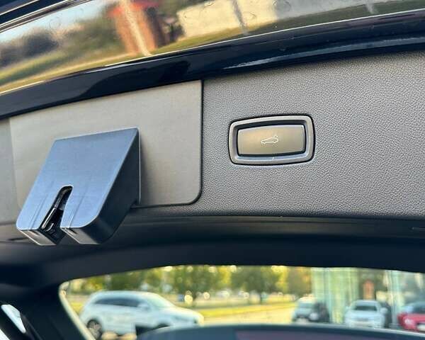 Черный Порше Каен, объемом двигателя 2.9 л и пробегом 110 тыс. км за 68500 $, фото 33 на Automoto.ua
