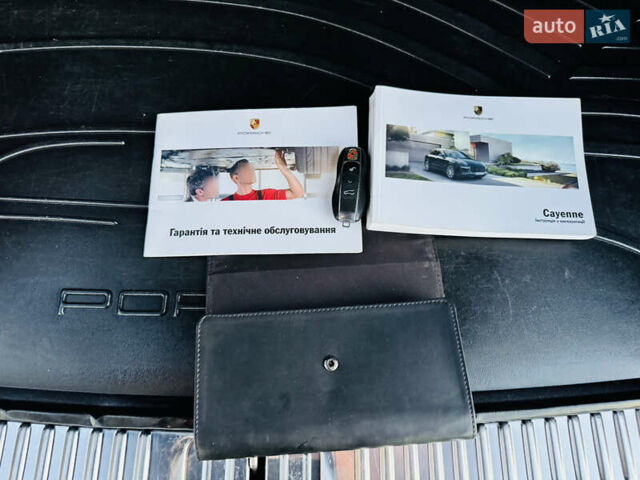 Черный Порше Каен, объемом двигателя 2.97 л и пробегом 131 тыс. км за 37999 $, фото 92 на Automoto.ua