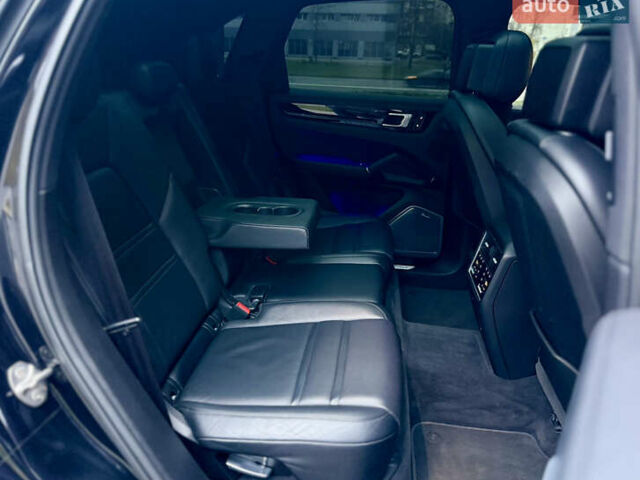 Чорний Порше Cayenne, об'ємом двигуна 2.9 л та пробігом 99 тис. км за 70000 $, фото 18 на Automoto.ua