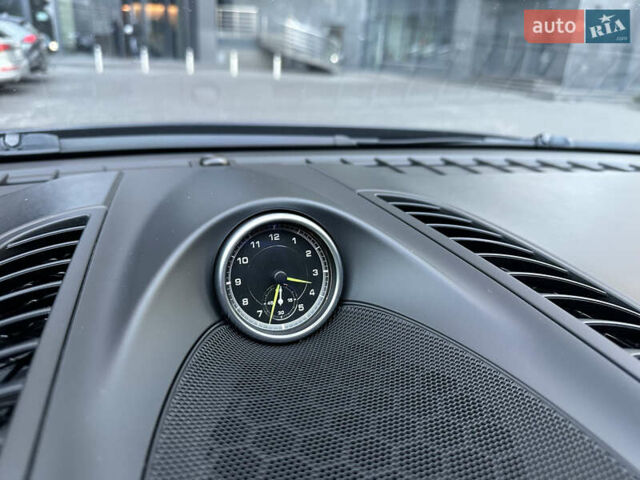 Черный Порше Каен, объемом двигателя 3 л и пробегом 180 тыс. км за 34800 $, фото 31 на Automoto.ua