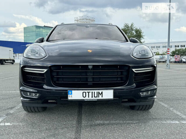 Черный Порше Каен, объемом двигателя 4.81 л и пробегом 100 тыс. км за 51000 $, фото 6 на Automoto.ua