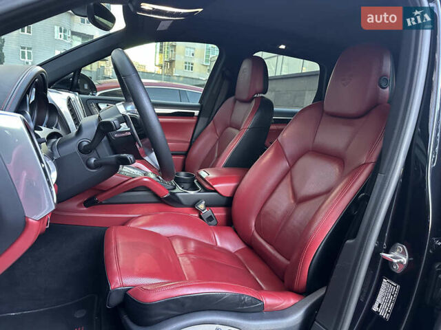 Черный Порше Каен, объемом двигателя 3 л и пробегом 180 тыс. км за 34800 $, фото 24 на Automoto.ua