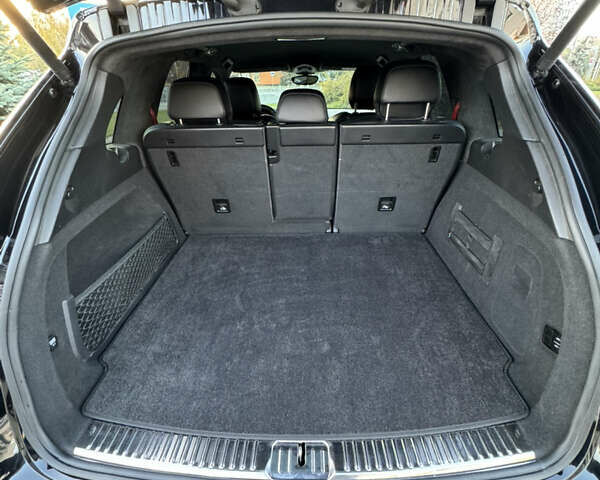 Черный Порше Каен, объемом двигателя 3.6 л и пробегом 142 тыс. км за 40500 $, фото 27 на Automoto.ua