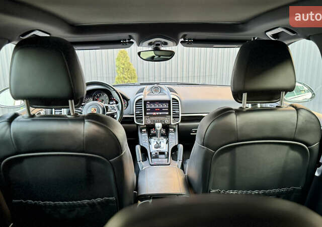 Черный Порше Каен, объемом двигателя 3.6 л и пробегом 113 тыс. км за 29500 $, фото 35 на Automoto.ua