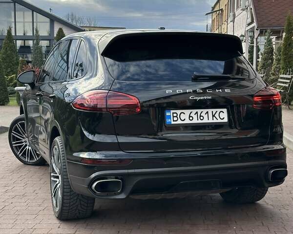 Черный Порше Каен, объемом двигателя 3.6 л и пробегом 64 тыс. км за 28999 $, фото 141 на Automoto.ua