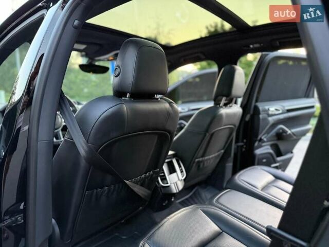 Черный Порше Каен, объемом двигателя 3.6 л и пробегом 99 тыс. км за 34000 $, фото 31 на Automoto.ua