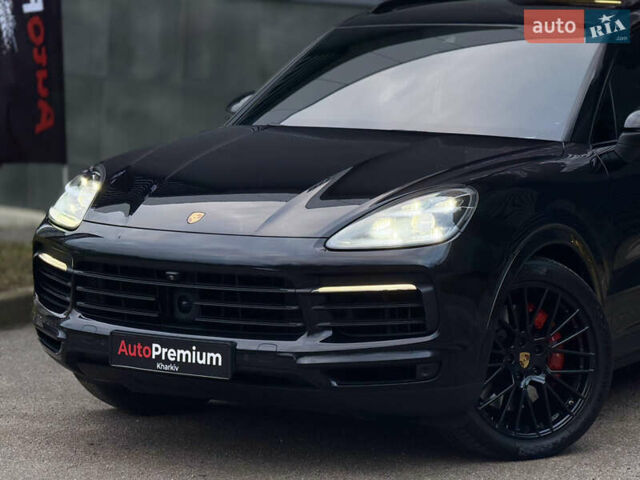 Чорний Порше Cayenne, об'ємом двигуна 2.9 л та пробігом 99 тис. км за 70000 $, фото 1 на Automoto.ua