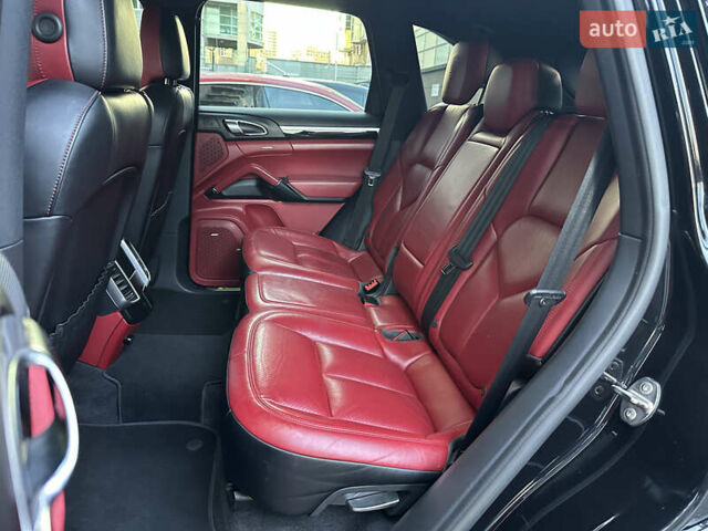 Черный Порше Каен, объемом двигателя 3 л и пробегом 180 тыс. км за 34800 $, фото 20 на Automoto.ua