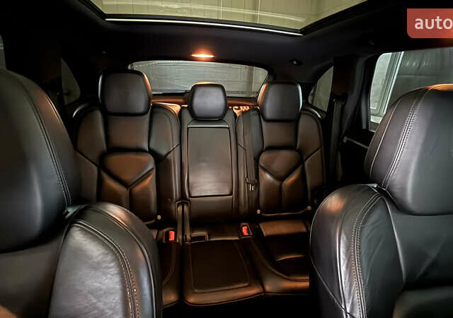 Чорний Порше Cayenne, об'ємом двигуна 3 л та пробігом 146 тис. км за 45500 $, фото 32 на Automoto.ua