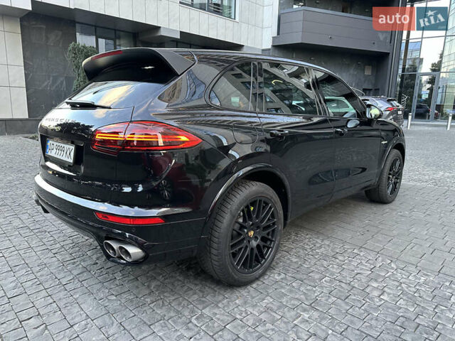 Черный Порше Каен, объемом двигателя 3 л и пробегом 180 тыс. км за 34800 $, фото 5 на Automoto.ua