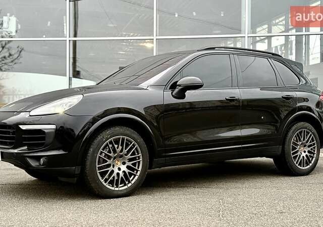 Чорний Порше Cayenne, об'ємом двигуна 3.6 л та пробігом 210 тис. км за 37999 $, фото 3 на Automoto.ua