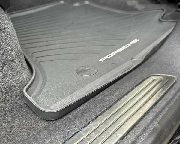 Черный Порше Каен, объемом двигателя 3.6 л и пробегом 64 тыс. км за 28999 $, фото 18 на Automoto.ua