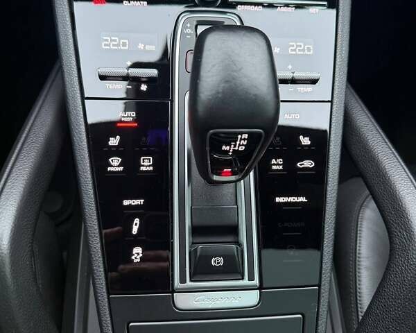 Чорний Порше Cayenne, об'ємом двигуна 3 л та пробігом 133 тис. км за 58000 $, фото 14 на Automoto.ua