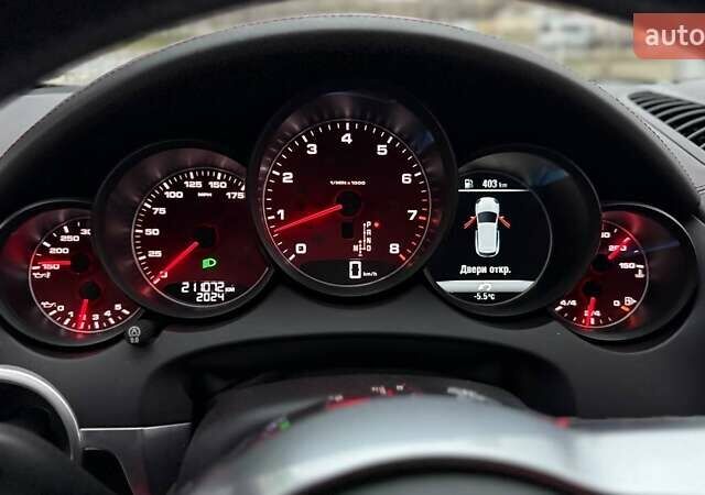 Чорний Порше Cayenne, об'ємом двигуна 3.6 л та пробігом 210 тис. км за 37999 $, фото 19 на Automoto.ua