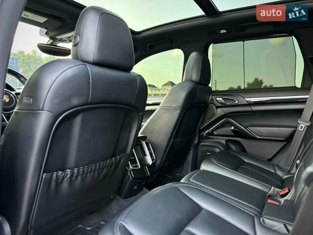 Чорний Порше Cayenne, об'ємом двигуна 3.6 л та пробігом 103 тис. км за 36000 $, фото 71 на Automoto.ua