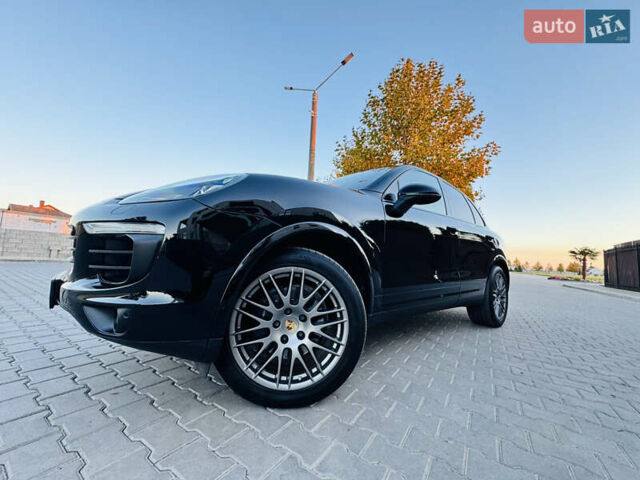 Черный Порше Каен, объемом двигателя 2.97 л и пробегом 131 тыс. км за 37999 $, фото 85 на Automoto.ua