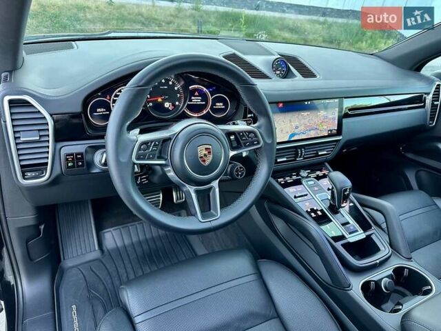 Черный Порше Каен, объемом двигателя 2.89 л и пробегом 76 тыс. км за 57800 $, фото 60 на Automoto.ua