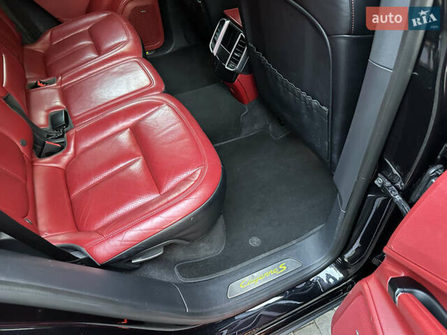 Черный Порше Каен, объемом двигателя 3 л и пробегом 180 тыс. км за 34800 $, фото 16 на Automoto.ua