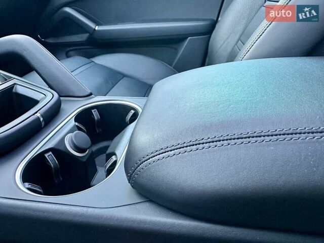 Черный Порше Каен, объемом двигателя 2.89 л и пробегом 76 тыс. км за 57800 $, фото 65 на Automoto.ua