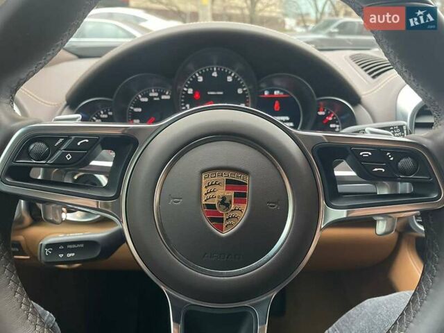 Чорний Порше Cayenne, об'ємом двигуна 3.6 л та пробігом 58 тис. км за 50000 $, фото 21 на Automoto.ua