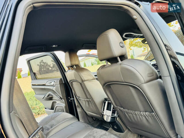 Черный Порше Каен, объемом двигателя 2.97 л и пробегом 131 тыс. км за 37999 $, фото 30 на Automoto.ua