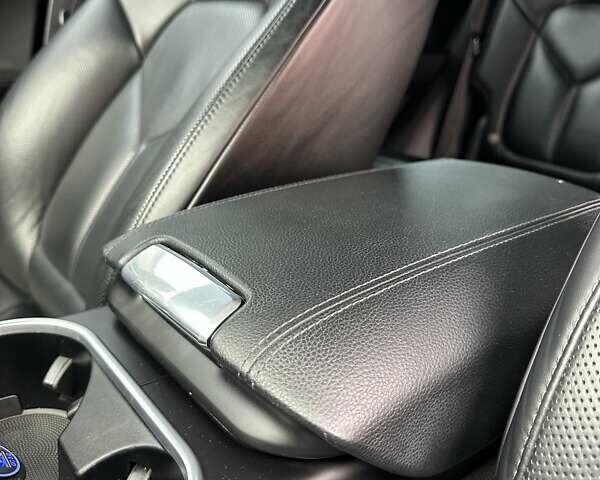 Черный Порше Каен, объемом двигателя 3.6 л и пробегом 64 тыс. км за 28999 $, фото 54 на Automoto.ua