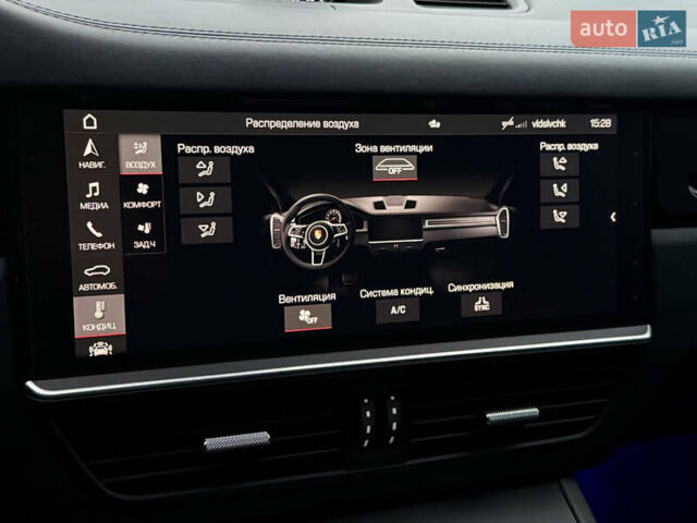 Чорний Порше Cayenne, об'ємом двигуна 2.9 л та пробігом 99 тис. км за 70000 $, фото 34 на Automoto.ua