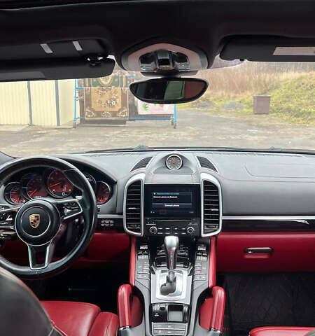 Чорний Порше Cayenne, об'ємом двигуна 3.6 л та пробігом 185 тис. км за 36000 $, фото 13 на Automoto.ua