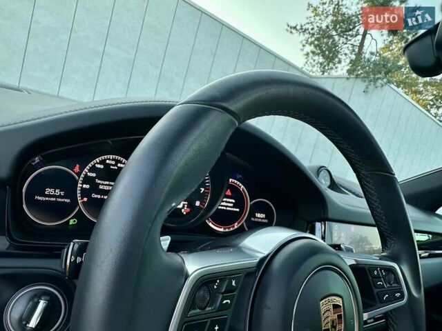 Черный Порше Каен, объемом двигателя 2.89 л и пробегом 76 тыс. км за 57800 $, фото 69 на Automoto.ua