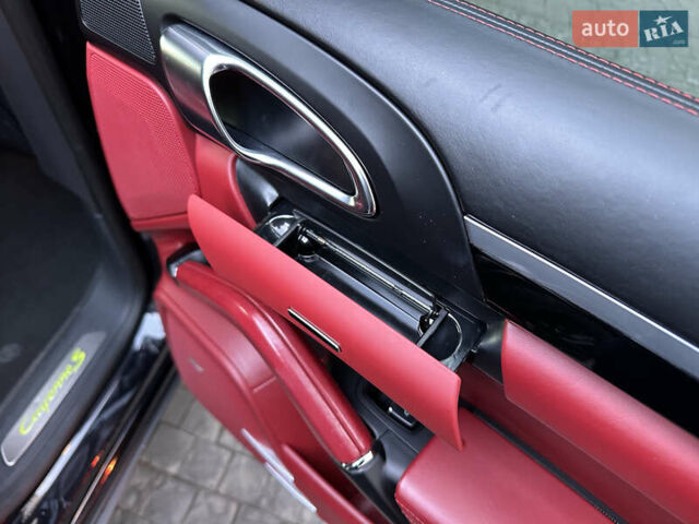 Черный Порше Каен, объемом двигателя 3 л и пробегом 180 тыс. км за 34800 $, фото 12 на Automoto.ua