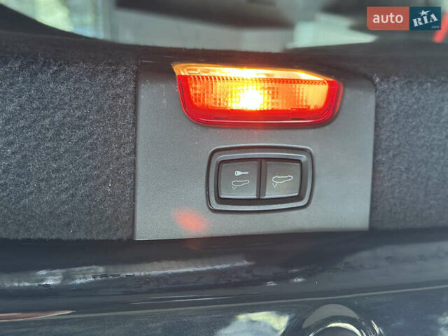 Черный Порше Каен, объемом двигателя 3 л и пробегом 180 тыс. км за 34800 $, фото 10 на Automoto.ua