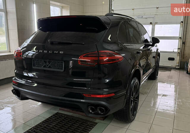 Чорний Порше Cayenne, об'ємом двигуна 3 л та пробігом 146 тис. км за 45500 $, фото 7 на Automoto.ua